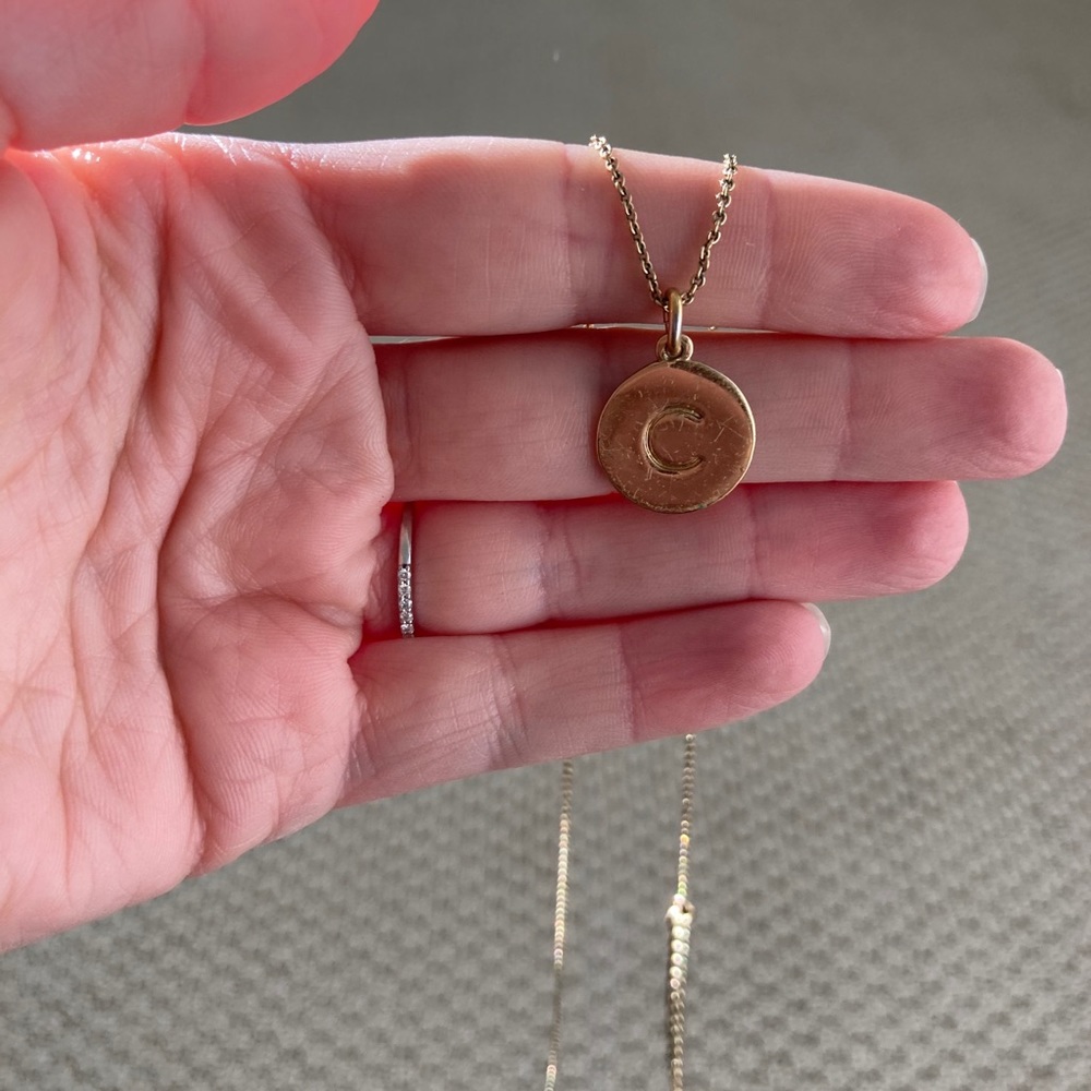 Kate Spade Initial Pendant - “C” initial